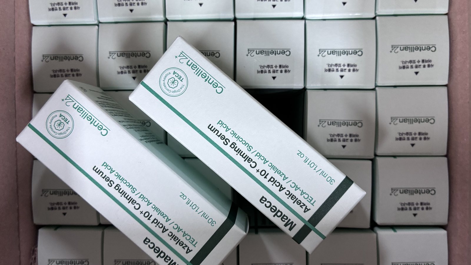 Master carton of Centellian24 Azelaic Acid 10+ Calming Serum unit boxes